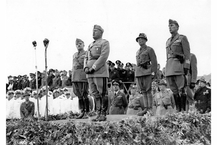 002_Mussolini_Bari_Ferroni