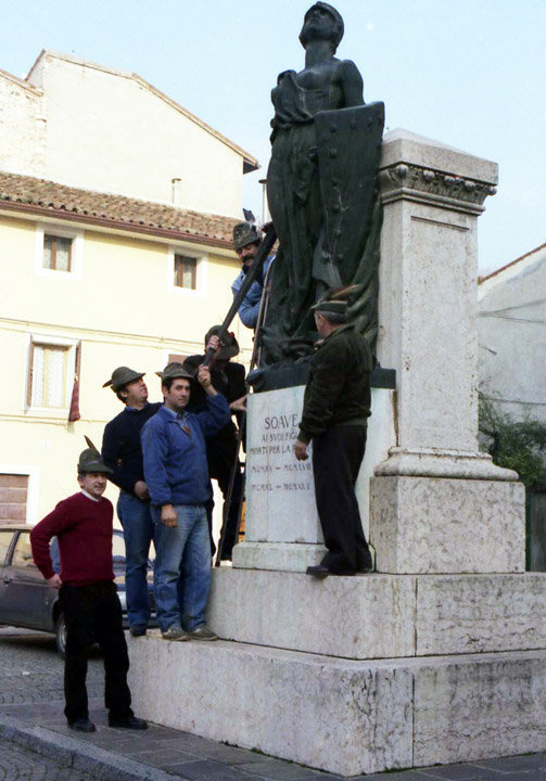 Rifatta_spada_monumento_16_720